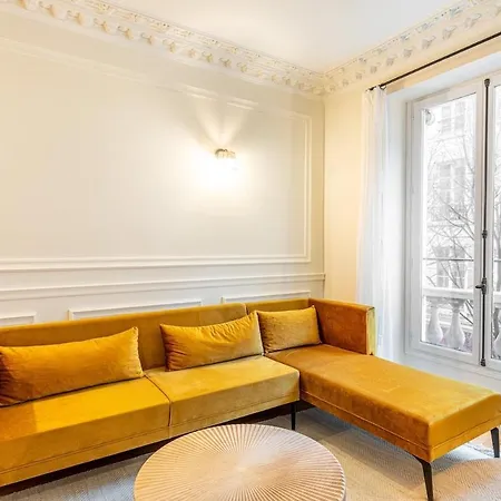 아파트 In The Heart Of Le Marais! *